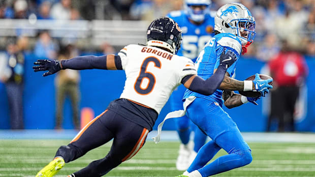 绿联星辰GS2200户外电源